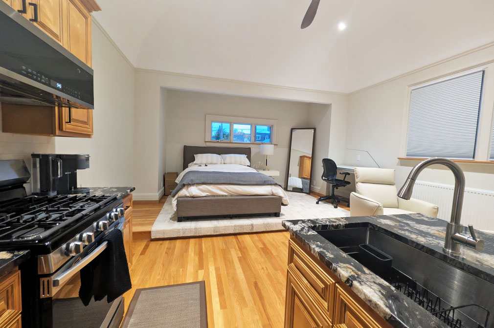 The Cottage at Summer Elms Furnished Apartment Elmwood Village in Buffalo